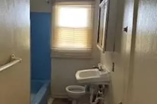 1030 Thurmond St, Winston-Salem, NC 27105 - Photo 5