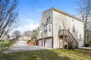 6105 Buckhorn Rd, Greensboro, NC 27410 - Photo 15