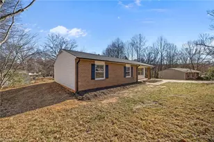 5207 Butterfield Dr, Winston-Salem, NC 27105 - Photo 3