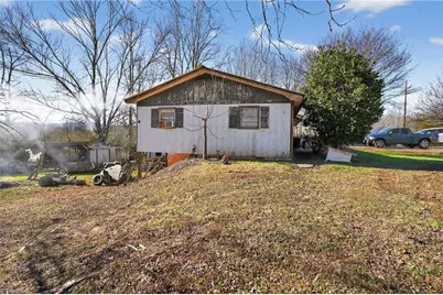 1124 Walshtown Road, Boomer, NC 28606 - Photo 15