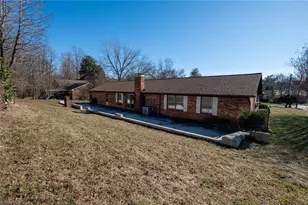 1055 Whispering Pines Dr, Kernersville, NC 27284 - Photo 45