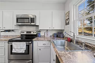 254 Hillcrest Dr, Elkin, NC 28621 - Photo 5