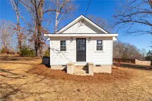 812 W Main St, Franklinville, NC 27248 - Photo 23