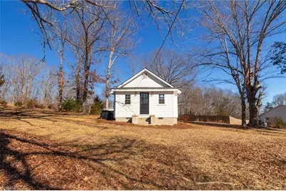 812 W Main Street, Franklinville, NC 27248 - Photo 27