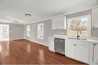 812 W Main Street, Franklinville, NC 27248 - Photo 11