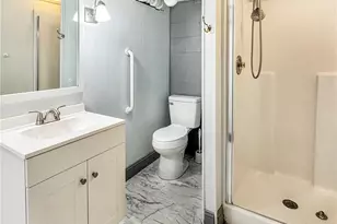 509 Valleybrook Dr, Jamestown, NC 27282 - Photo 21