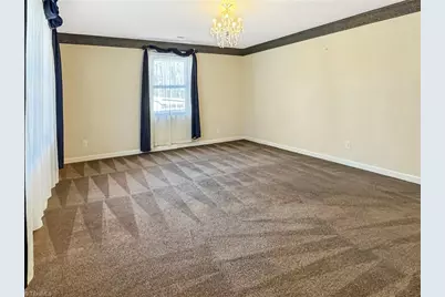 509 Valleybrook Drive, Jamestown, NC 27282 - Photo 5