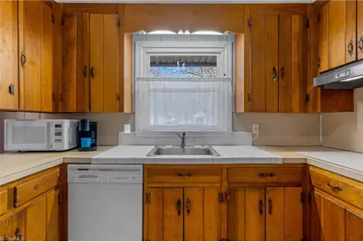 6356 Skylark Road, Pfafftown, NC 27040 - Photo 17