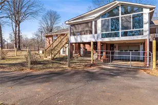 6356 Skylark Rd, Pfafftown, NC 27040 - Photo 9