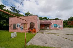 608 Ward Ave, High Point, NC 27260 - Photo 13