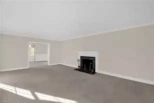 531 Hillwood Ct, Greensboro, NC 27410 - Photo 7