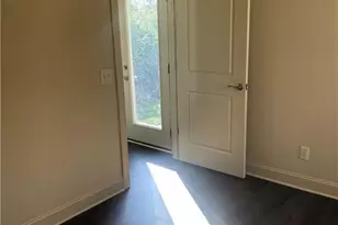 526 Whiteoak St, High Point, NC 27260 - Photo 13