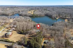 1301 Boyd Rd, Reidsville, NC 27320 - Photo 37