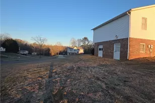 112 Oak Ridge Pl, Mount Airy, NC 27030 - Photo 29