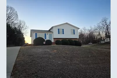 112 Oak Ridge Place, Mount Airy, NC 27030 - Photo 31