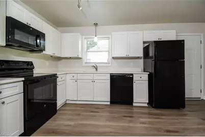 2834 Edwards Street, Winston-Salem, NC 27127 - Photo 5