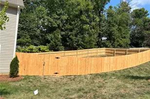 3300 Murchie St, Greensboro, NC 27405 - Photo 9