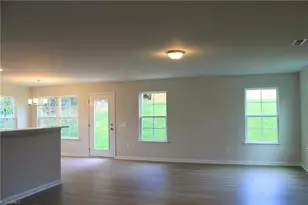 3300 Murchie St, Greensboro, NC 27405 - Photo 3
