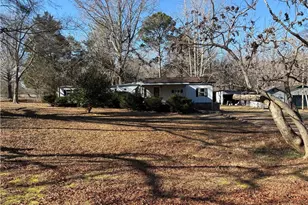 132 Deborah St, Reidsville, NC 27320 - Photo 1