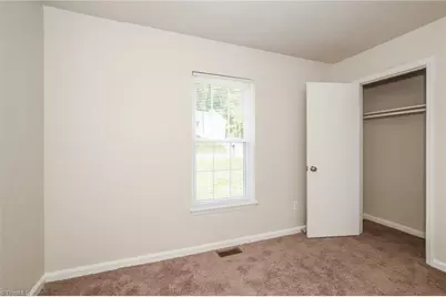 821 Dogwood Circle, High Point, NC 27260 - Photo 13