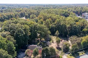 4529 W Wendover Ave, Greensboro, NC 27409 - Photo 9