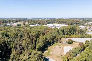 4529 W Wendover Ave, Greensboro, NC 27409 - Photo 3