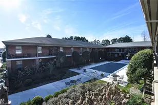 1833 Banking St, Greensboro, NC 27408 - Photo 29