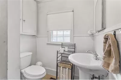 1004 W King Street, Hillsborough, NC 27278 - Photo 19