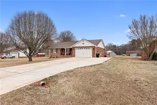 155 Sundial Dr, Lexington, NC 27295 - Photo 7