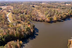 7912 Duck Pond Ct, Browns Summit, NC 27214 - Photo 9