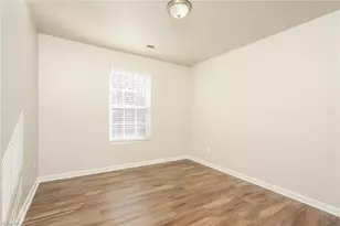 2115 Gramercy Park Dr, Greensboro, NC 27406 - Photo 13