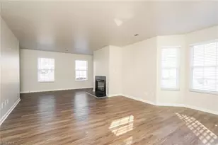 2115 Gramercy Park Dr, Greensboro, NC 27406 - Photo 3