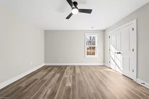 9131 Foxlair Dr, Kernersville, NC 27284 - Photo 37