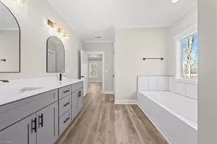 9131 Foxlair Dr, Kernersville, NC 27284 - Photo 21