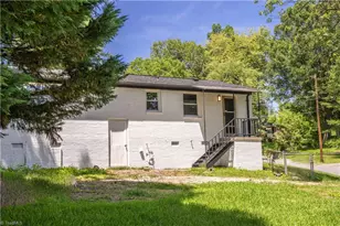 2200 Linda Ln, Greensboro, NC 27403 - Photo 19