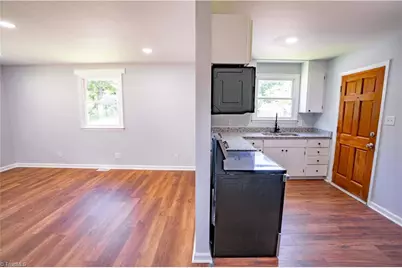 2200 Linda Lane, Greensboro, NC 27403 - Photo 7