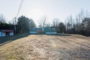 106 Daniels Dell Ln, Mount Airy, NC 27030 - Photo 47