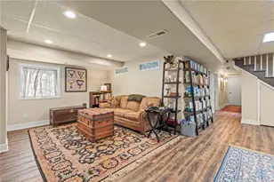 610 Colonial Dr, High Point, NC 27262 - Photo 25