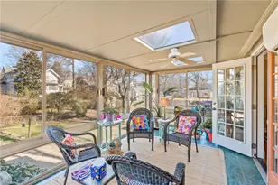 610 Colonial Dr, High Point, NC 27262 - Photo 15