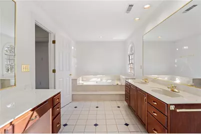 2800 Fieldwood Court, Winston-Salem, NC 27106 - Photo 21