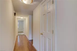 380 Hanover Arms Ct, Winston-Salem, NC 27104 - Photo 17