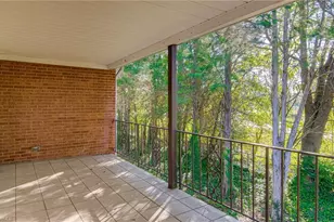 380 Hanover Arms Ct, Winston-Salem, NC 27104 - Photo 15