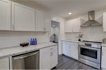 1140 Chester Road, Winston-Salem, NC 27104 - Photo 15