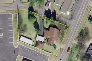 1240 Fairview Dr, Lexington, NC 27292 - Photo 11