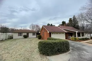 1240 Fairview Dr, Lexington, NC 27292 - Photo 9