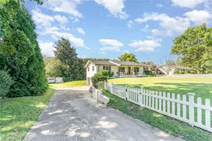 2606 Wexford Pl, High Point, NC 27266 - Photo 3