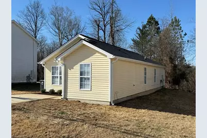 3221 N Ohenry Boulevard, Greensboro, NC 27405 - Photo 17