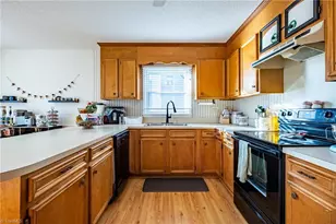 1113 Ridgecliff Dr, Rural Hall, NC 27045 - Photo 7