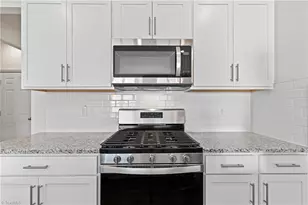 341 Red Brick St, Sanford, NC 27330 - Photo 29