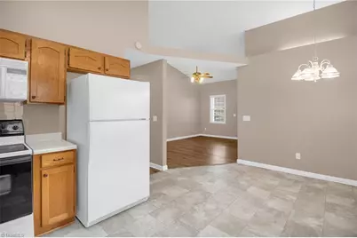 124 Bethania Oaks Circle, Pfafftown, NC 27040 - Photo 13